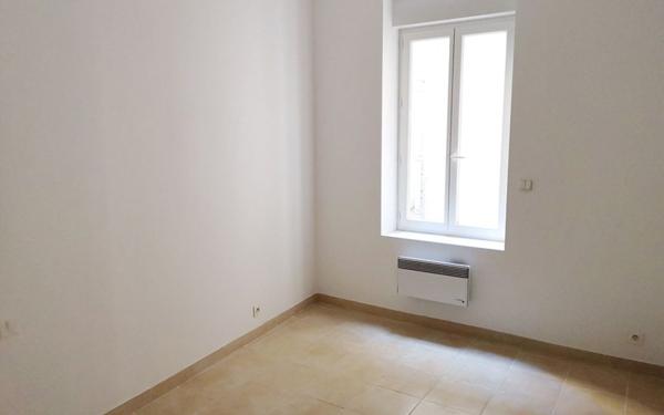 Appartement à louer    3 pièces •  Béziers