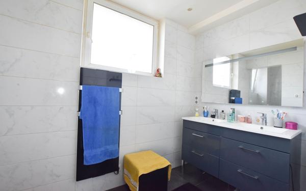 Maison à vendre    9 pièces • 270 m2 Gambsheim