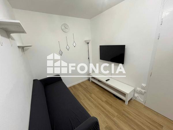 Location Studio meublé 13.39 m² - 10 RUE MARCEL THOMAS LAVOLLEE - COLOCATION 3 CHAMBRES Tours 37000