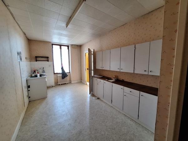 Immeuble à vendre |  Montluçon |  189 m²