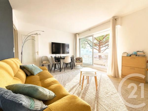 Appartement F1 Bis à vendre  2 pièces - 29,96 m 2   ST GEORGES DE DIDONNE  - 17