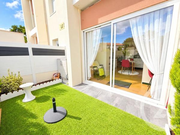 Appartement F1 Bis à vendre  2 pièces - 29,96 m 2   ST GEORGES DE DIDONNE  - 17