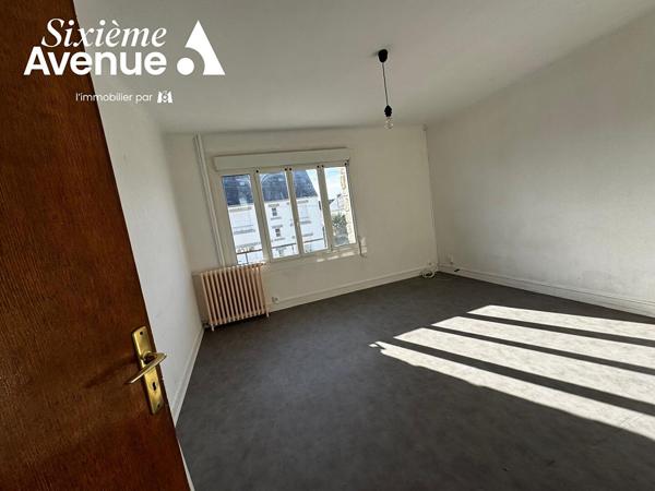 Immeuble 7 pièces 109.53 m2