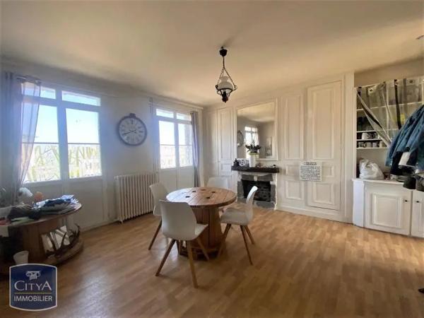 Appartement à louer 2 pièces 67.84m² Dieppe (76200)