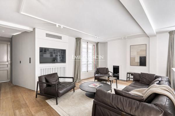 A vendre - Appartement - 67 m² - Paris - 75007 - Saint Germain des Prés