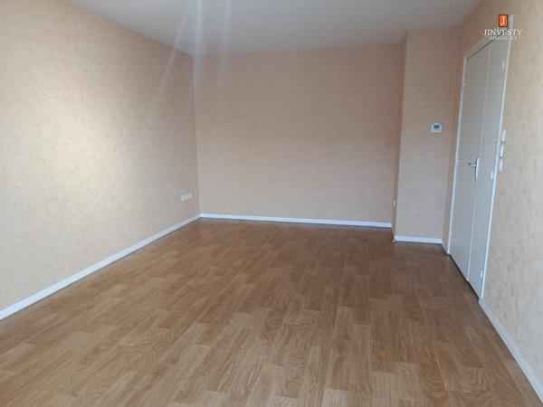 JYNVESTY IMMOBILIER - APPARTEMENT LORIENT/MERVILLE - BEL EMPLACEMENT AU COEUR DE VILLE (loué sous bail meublé)