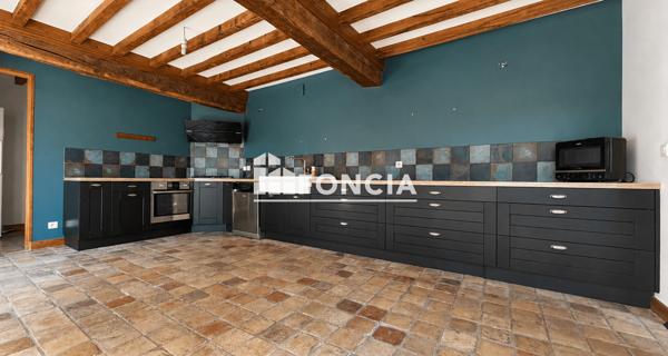 À vendre Maison 6 pièces 175 m² - Reyrieux 01600