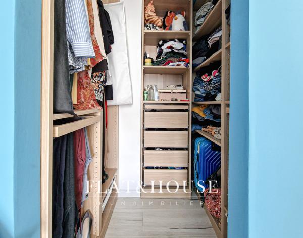 T3 | DERNIER ÉTAGE | PARFAIT ÉTAT | VUE LOIRE | BALCON | PARKING SOUS SOL