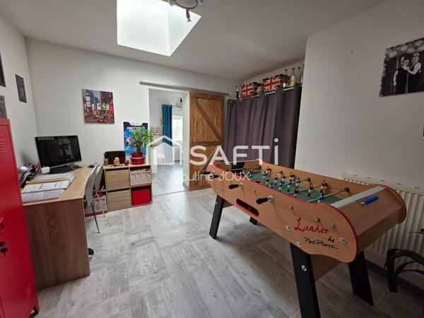 Maison individuelle de 151m2 avec garage et terrain arboré