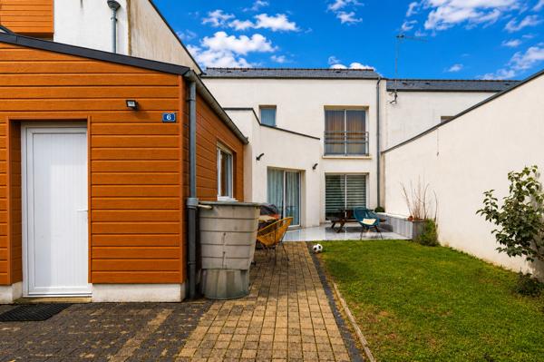 Maison 4 pièce(s) 97 m2 , Trelaze