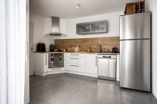 Maison 4 pièce(s) 97 m2 , Trelaze