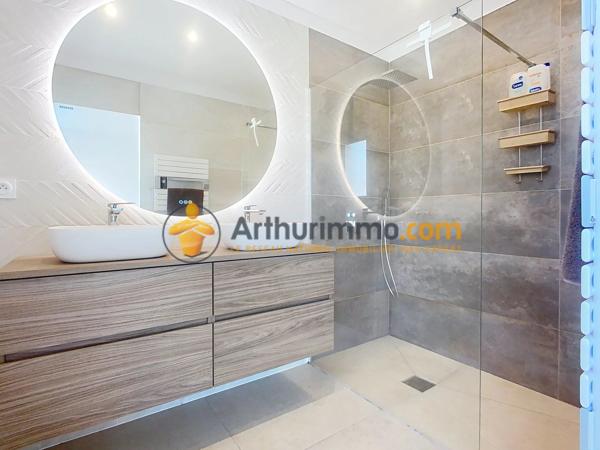 Vente                                                      Villa
                        
                     4 pièces                      110 m2                     à Tresserre