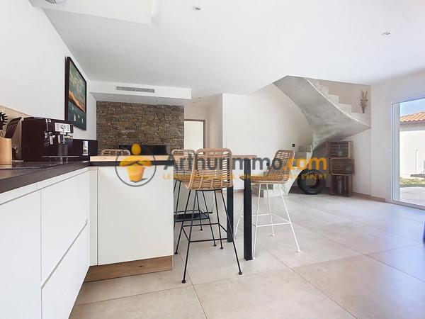 Vente                                                      Villa
                        
                     4 pièces                      110 m2                     à Tresserre