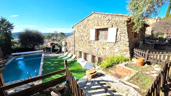 Maison en pierre de 180 m²