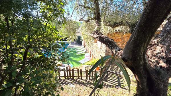 Maison en pierre de 180 m²