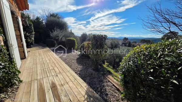 Maison en pierre de 180 m²