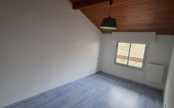 Appartement à louer    2 pièces • 62 m2 Mont-de-Marsan