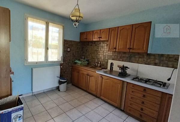 Maison mitoyenne guilherand proche écoles et collège 240 000 €