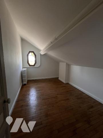 MAISON HABITATION GENLIS