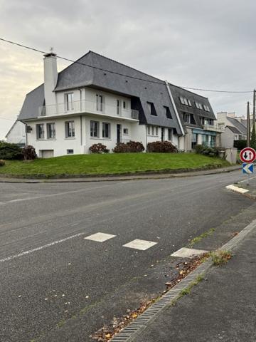 Bureau Saint-Martin-des-Champs 150 m²