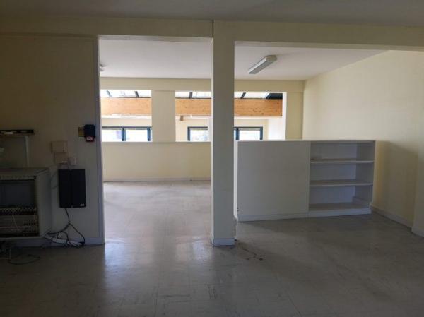 Bureau Saint-Martin-des-Champs 150 m²