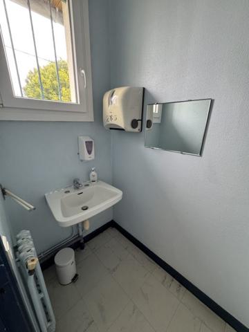 Bureau Saint-Martin-des-Champs 150 m²