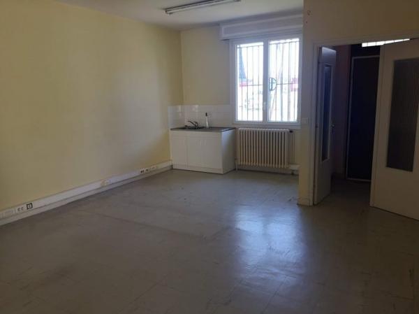 Bureau Saint-Martin-des-Champs 150 m²