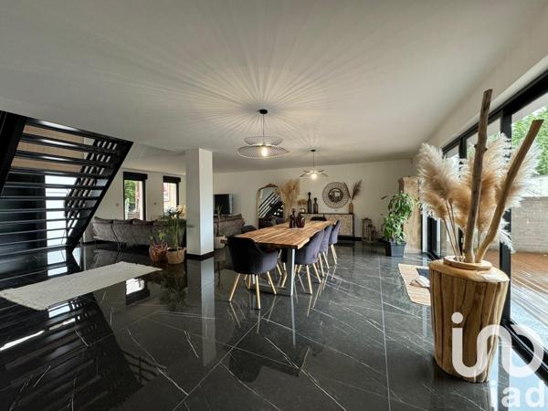 Maison à vendre 10 pièces 212 m² Hénin-Beaumont