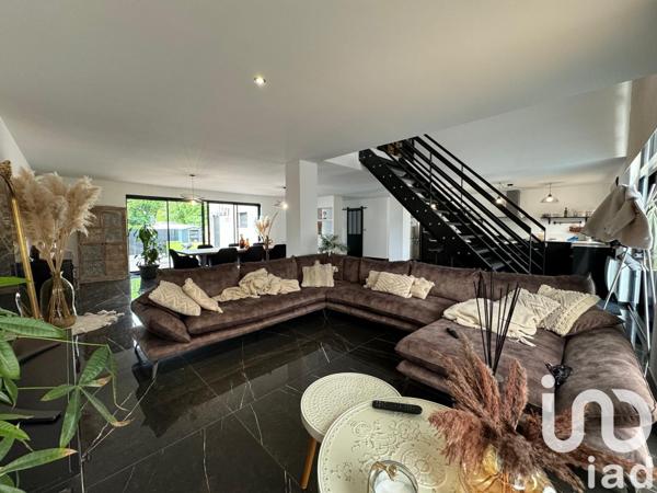 Maison à vendre 10 pièces 212 m² Hénin-Beaumont