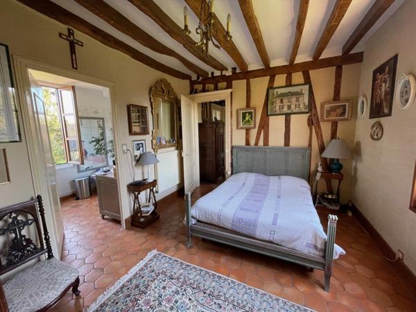 Elégante dans son parc