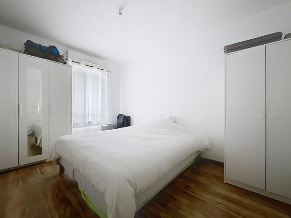 A vendre - Appartement T2 de 45 m² avec balcon et garage dans résidence récente (2012) avec ascenseur "Angers Gare/ Visitation"