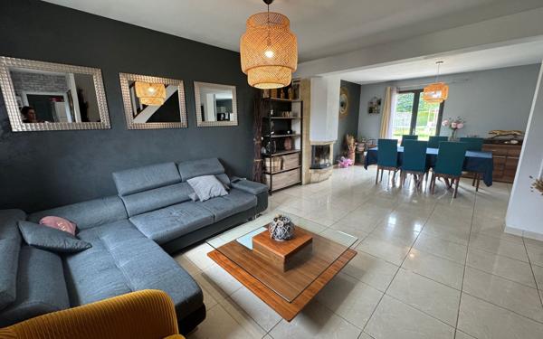 Maison à vendre    6 pièces •  Conches-en-Ouche