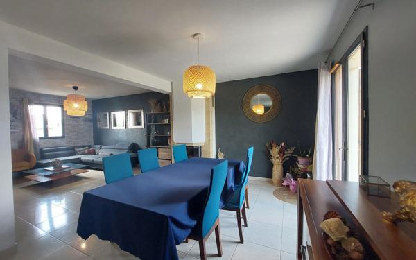 Maison à vendre    6 pièces •  Conches-en-Ouche