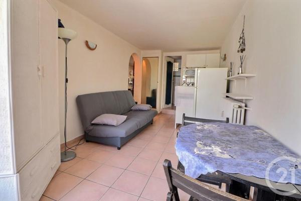 Appartement Studio à vendre  1 pièce - 19 m2 ST RAPHAEL - 83