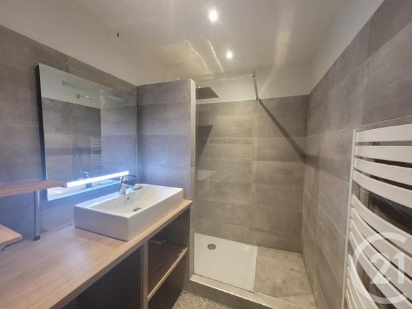 Appartement T3 à vendre  3 pièces - 59,73 m2 TOULON - 83