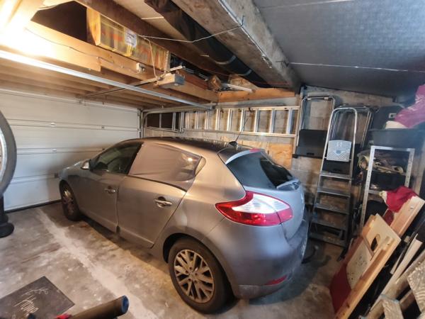 Maison de ville + Garage + Jardin