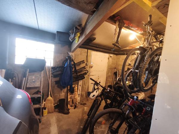 Maison de ville + Garage + Jardin