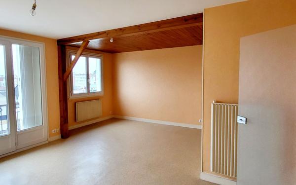 Appartement à vendre    3 pièces • 70,70 m2 Gien