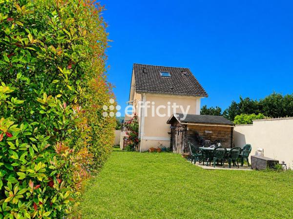 Maison
         4 pièces
        - 71 m² 299 000 € *