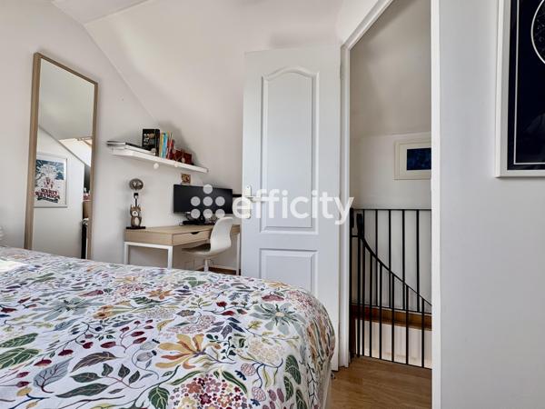 Maison
         4 pièces
        - 71 m² 299 000 € *