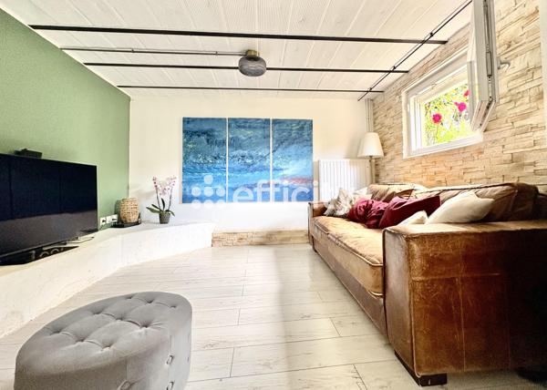 Maison
         4 pièces
        - 71 m² 299 000 € *