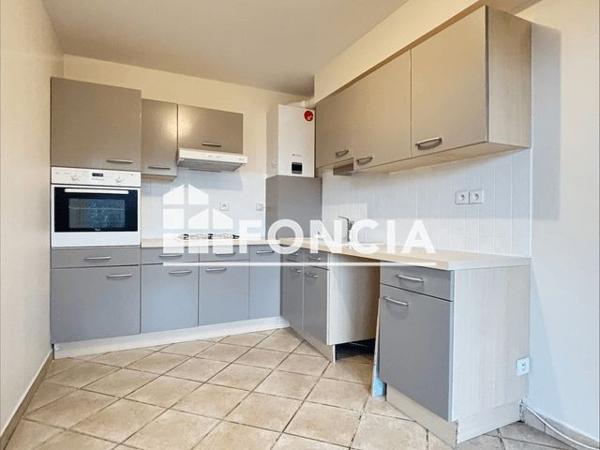 Location Appartement 3 pièces 69 m² - LES TERRASSES DE BELLOSERE La Motte Servolex 73290