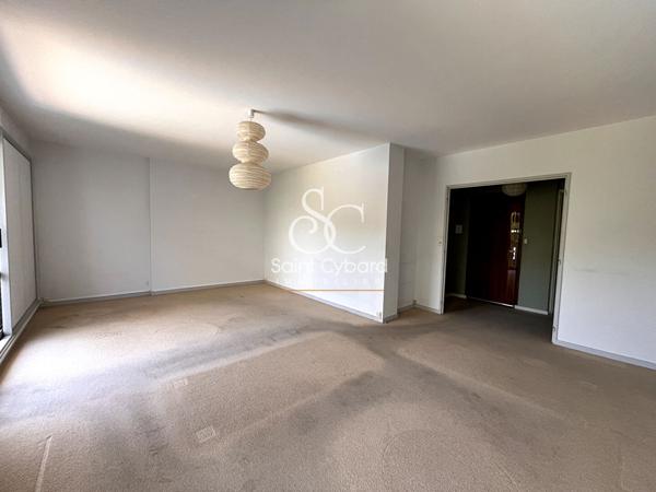 Appartement T3 – Jardin vert Angoulême – parking et cave