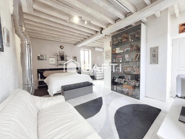 Maison de ville ancienne totalement rénovée