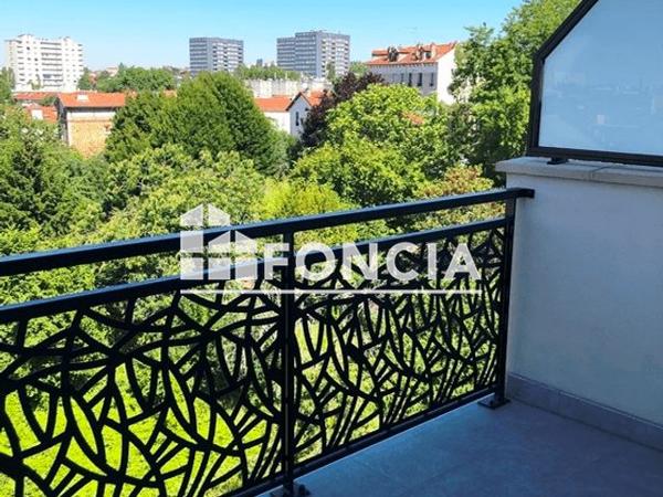 Location Studio 31.2 m² - 37 AVENUE CARNOT Neuilly Plaisance 93360