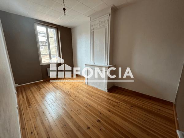 Location Appartement 3 pièces 72 m² - 113 RUE THIERS Rochefort 17300