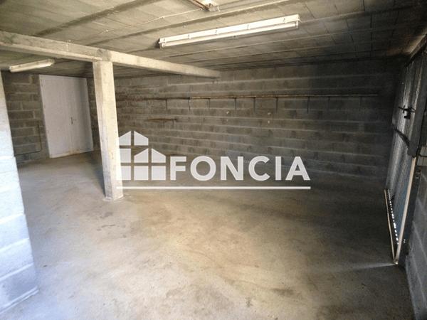 Location Maison 5 pièces 112.84 m² - 39 RUE BEAUSEJOUR L'houmeau 17137