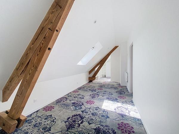 A vendre- Appartement rénové de 60m2 en centre-ville de Chateau Gontier Sur Mayenne 2 pièces