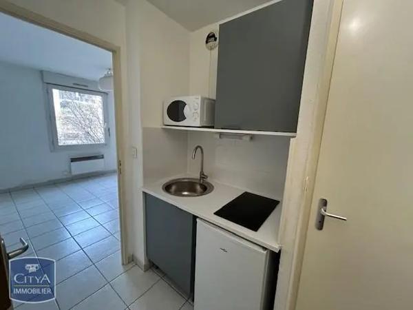 Appartement à louer 1 pièce 19m² Aix-en-Provence (13100)