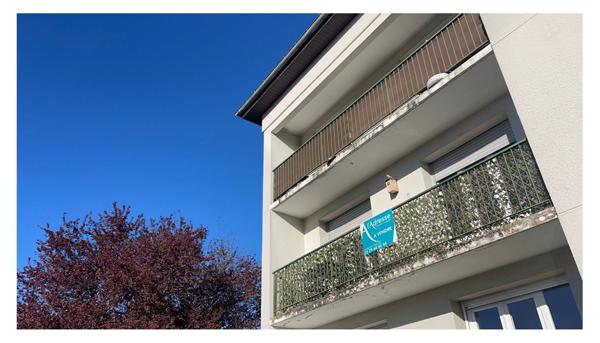 Golbey centre, T2 avec balcon et garage